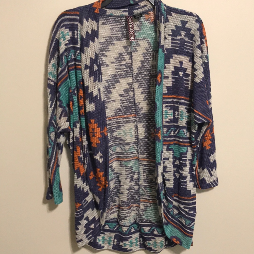 Love and Let Love. XL tunic. NWOT